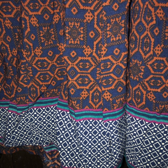 Coco and Tasha blouse size m - Picture 4 of 4